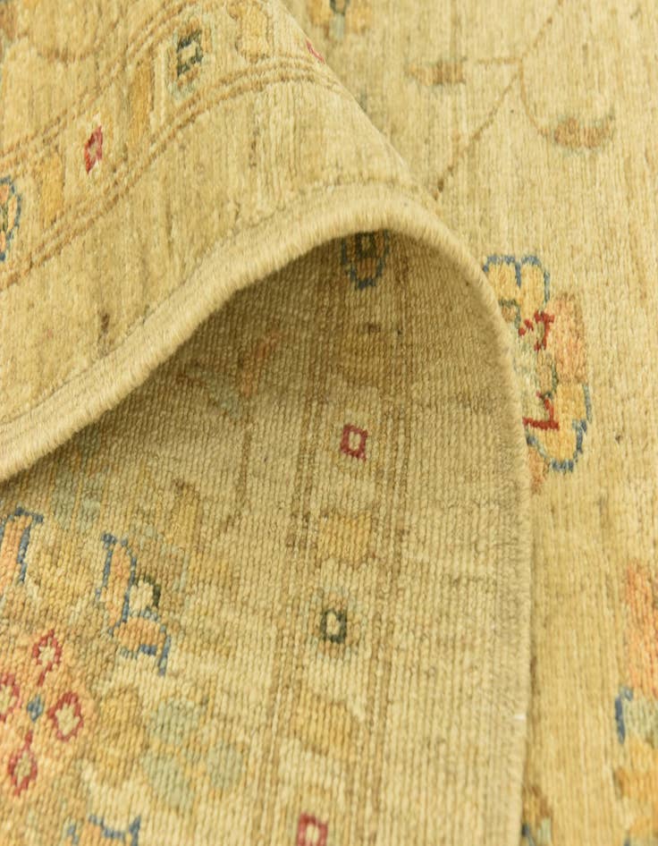 Detail image of 6' 4 x 9' 7  Hand Knotted Peshawar Ziegler Rug