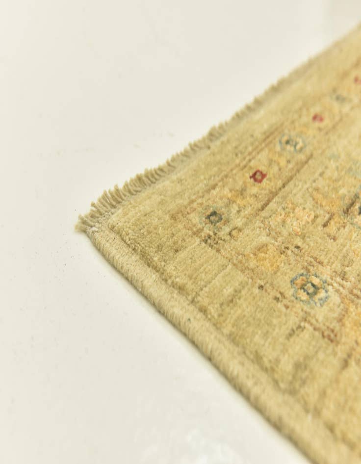 Detail image of 6' 4 x 9' 7  Hand Knotted Peshawar Ziegler Rug