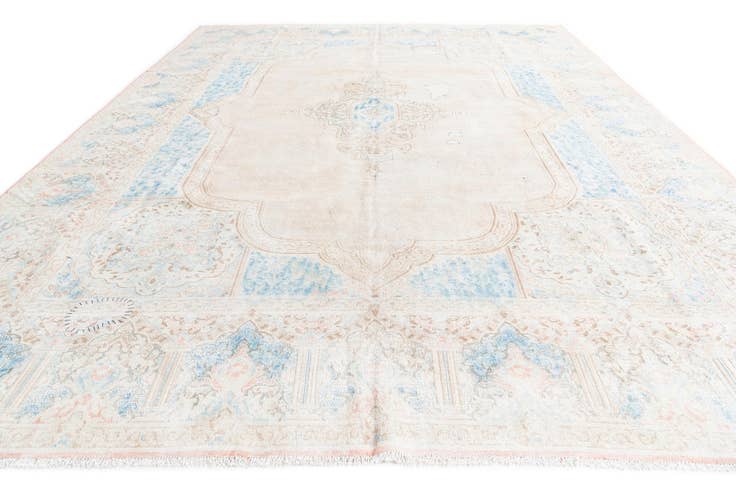 Detailfoto van 290cm x 390cm Handgeknoopt Ultra Vintage Perzisch Wol Vloerkleed