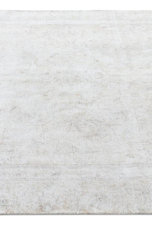 Detail image of 6' 1 x 9' 10 Hand Knotted Ultra Vintage Persian Wool Rug
