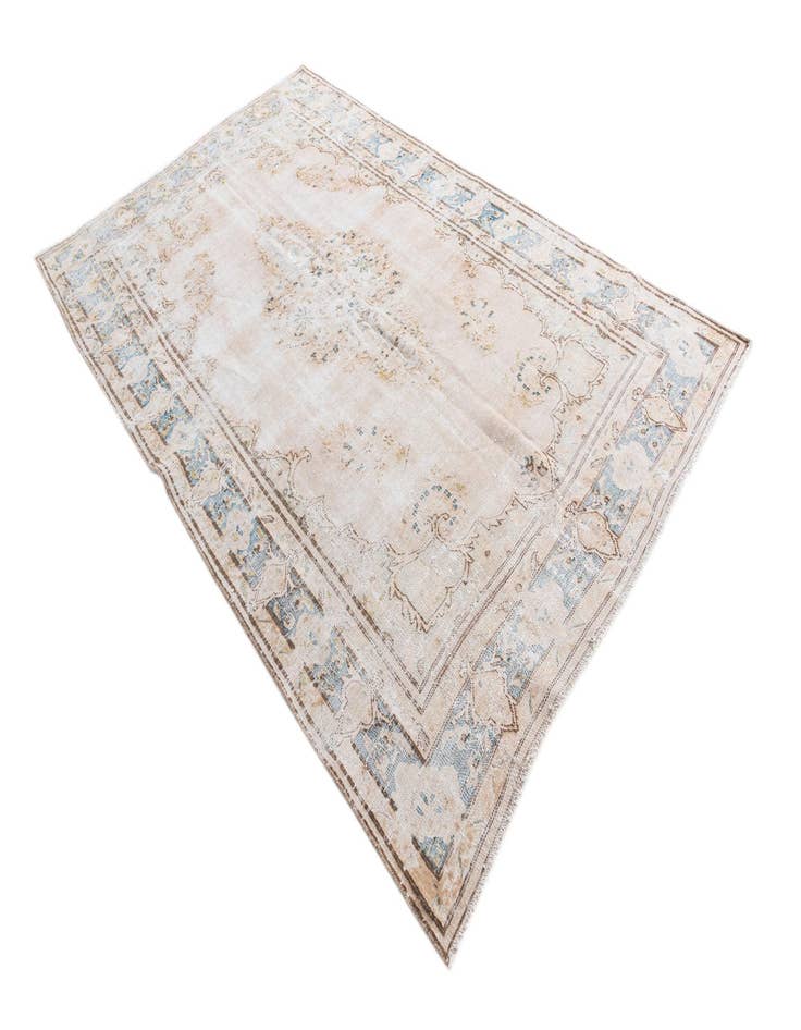 Detail image of 5' 6 x 9'  Hand Knotted Ultra Vintage Persian Wool Rug