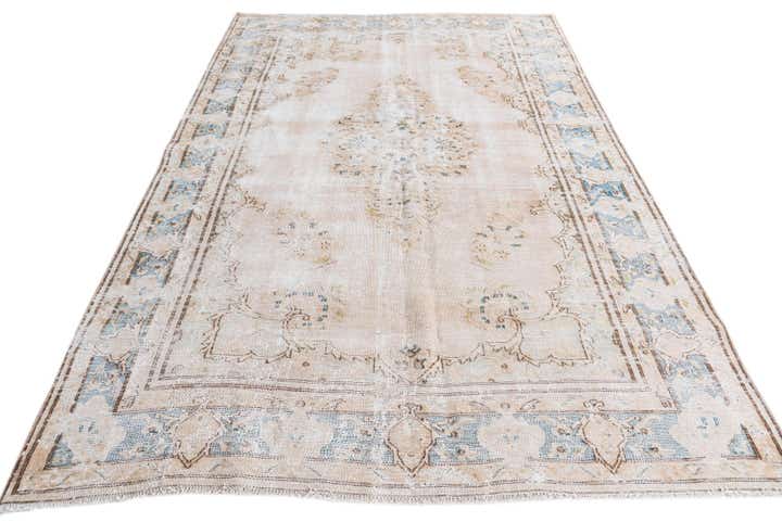 5' 6 x 9' Hand Knotted Ultra Vintage Persian Wool Rug
