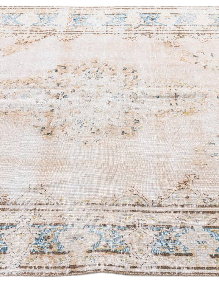 Detail image of 5' 6 x 9'  Hand Knotted Ultra Vintage Persian Wool Rug