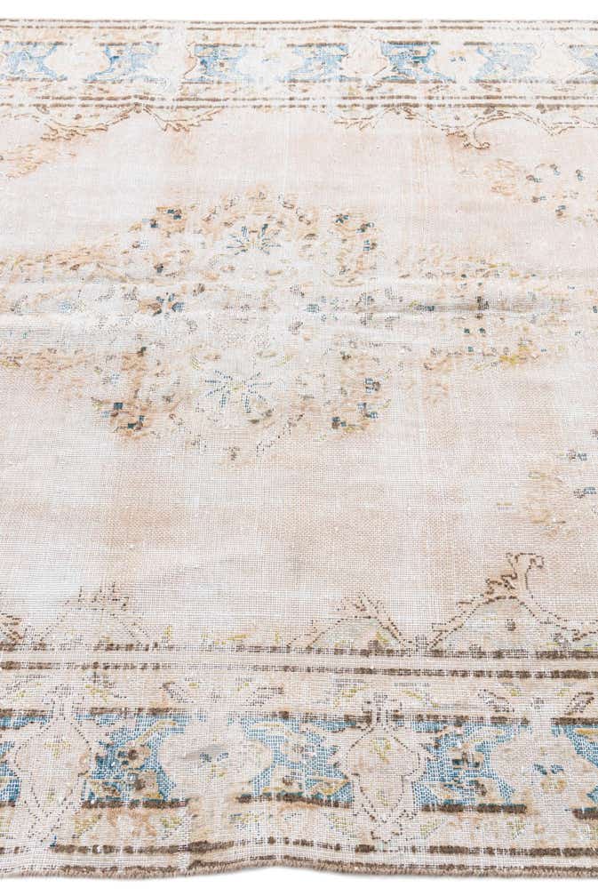 5' 6 x 9' Hand Knotted Ultra Vintage Persian Wool Rug