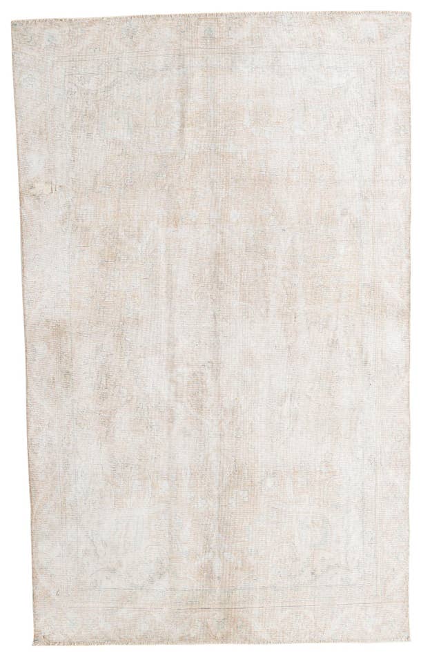 Detail image of 6' x 9' 8 Hand Knotted Ultra Vintage Persian Wool Rug