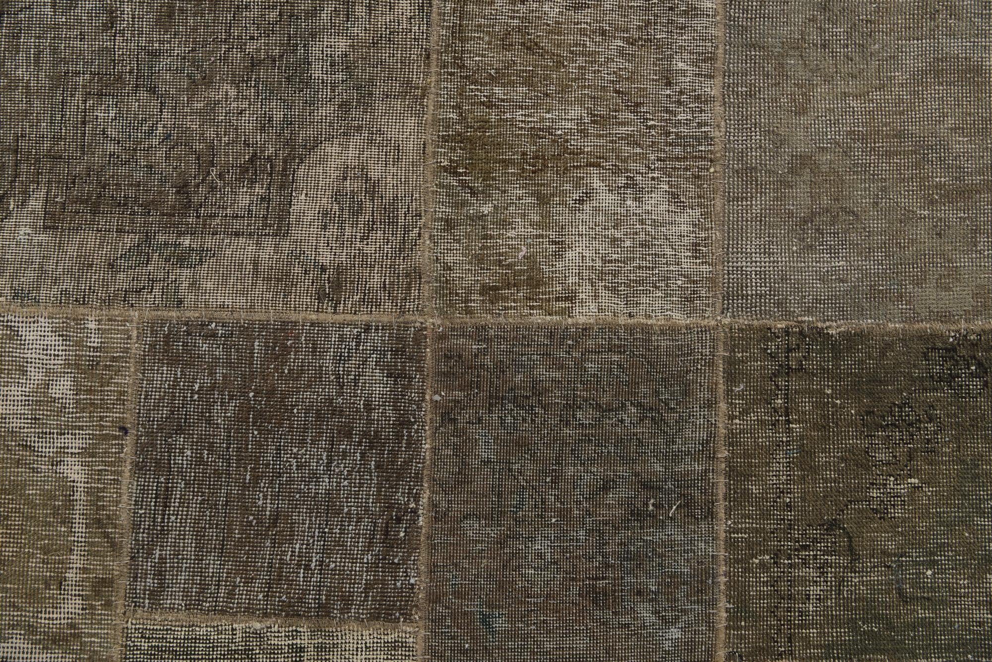 5' 10 x 9' Hand Knotted Ultra Vintage Persian Wool Rug