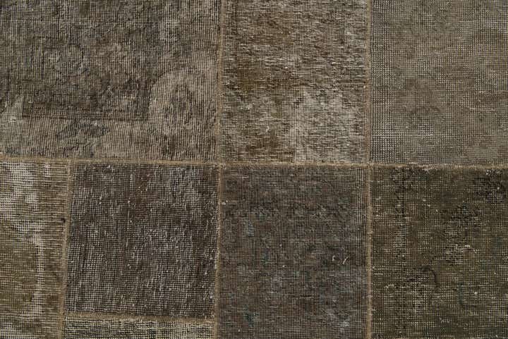 5' 10 x 9' Hand Knotted Ultra Vintage Persian Wool Rug