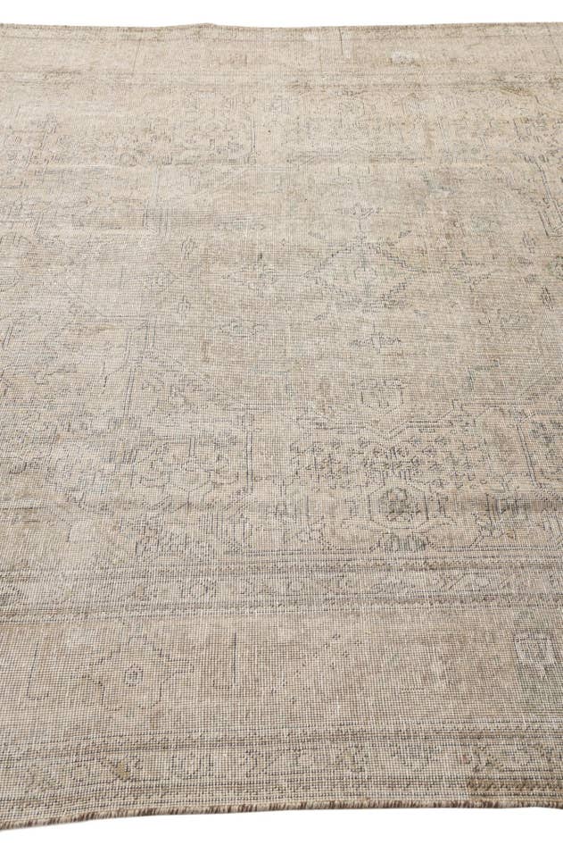Detail image of 8' x 11' 5 Hand Knotted Ultra Vintage Persian Wool Rug