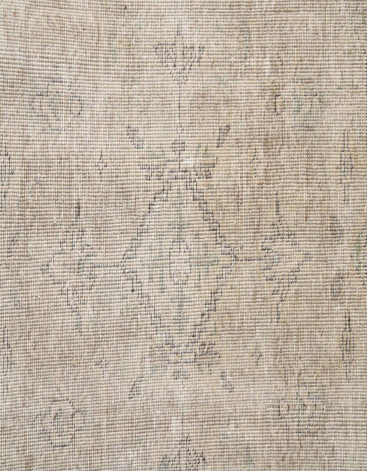 Detail image of 8' x 11' 5  Hand Knotted Ultra Vintage Persian Wool Rug