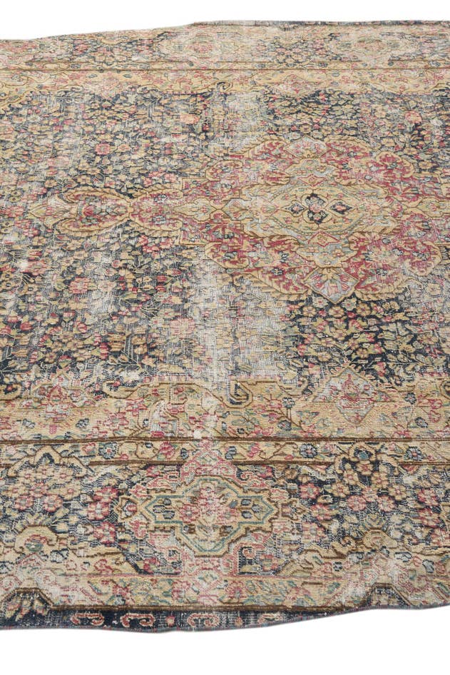 Detail image of 8' x 11' 7 Hand Knotted Ultra Vintage Persian Wool Rug