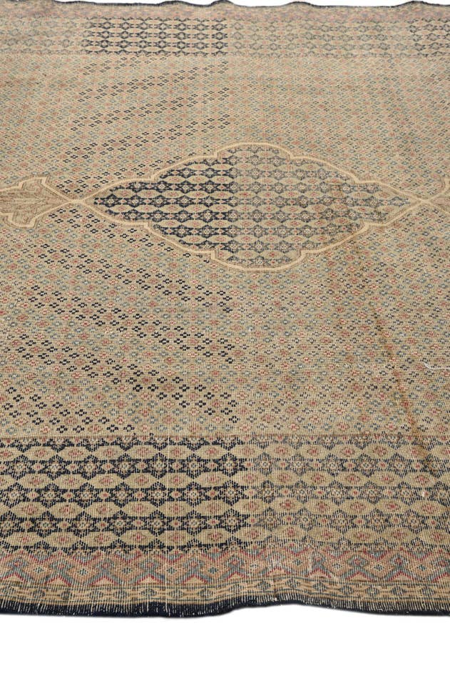 Detail image of 6' 10 x 9' 2 Hand Knotted Ultra Vintage Persian Wool Rug