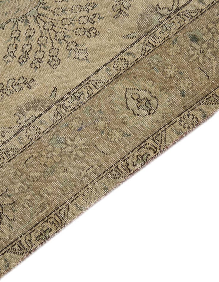 Detail image of 6' 6 x 9' 10  Hand Knotted Ultra Vintage Persian Wool Rug