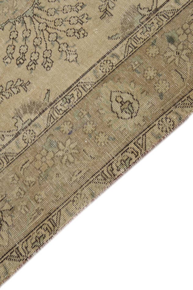 Detail image of 6' 6 x 9' 10 Hand Knotted Ultra Vintage Persian Wool Rug