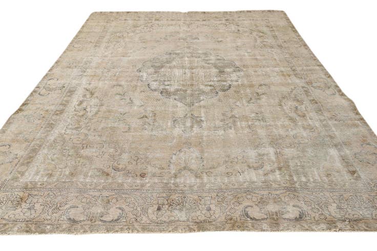 Detail image of 250cm x 340cm Hand Knotted Ultra Vintage Persian Wool Rug