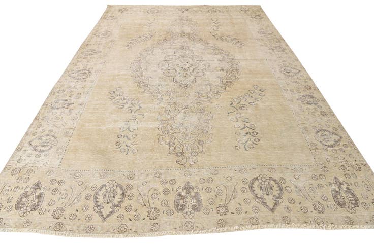 Detail image of 7' 10 x 11' 3 Hand Knotted Ultra Vintage Persian Wool Rug