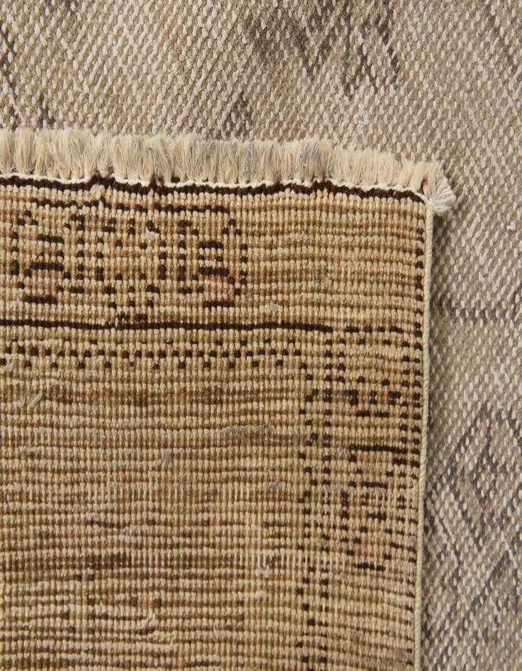 Detail image of 8' x 11'  Hand Knotted Ultra Vintage Persian Wool Rug