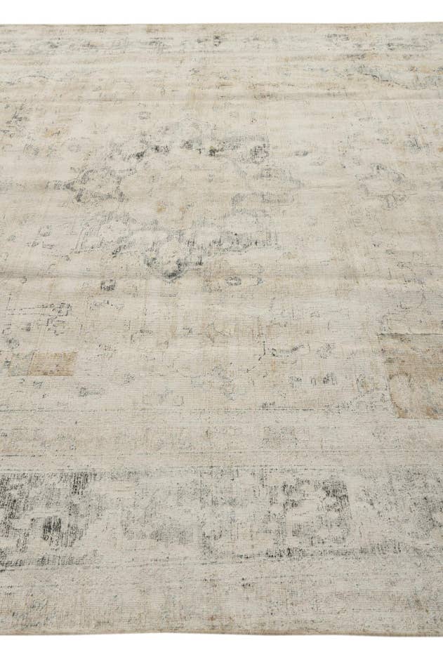 Detail image of 9' 8 x 12' 8 Hand Knotted Ultra Vintage Persian Wool Rug