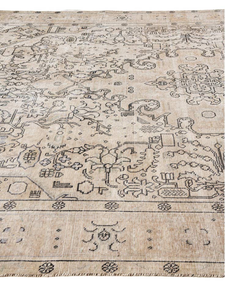 Detail image of 7' 8 x 11' 2  Hand Knotted Ultra Vintage Persian Wool Rug
