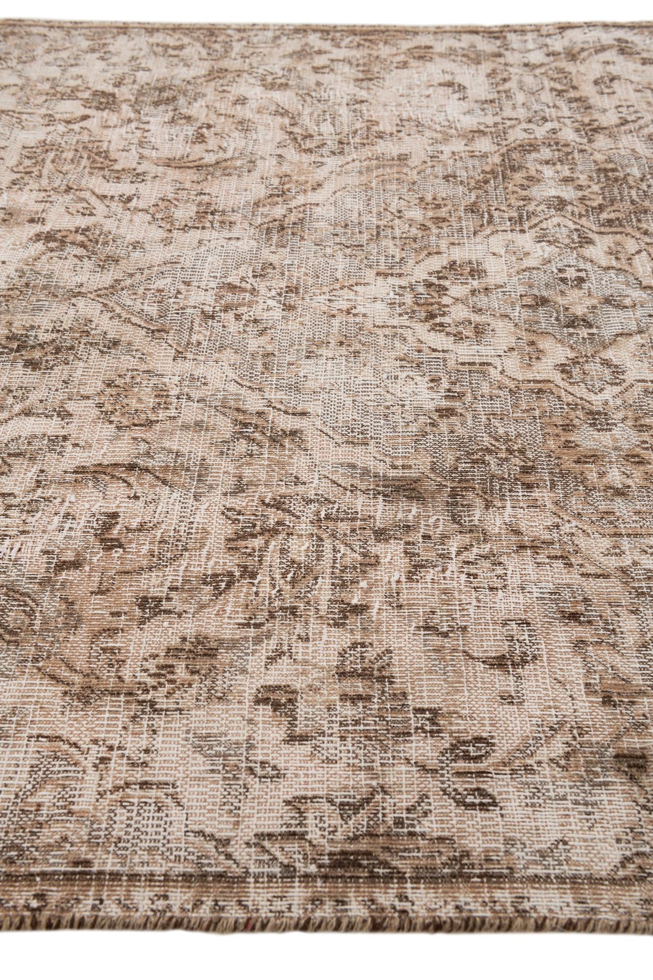 4' x 7' 1 Hand Knotted Ultra Vintage Persian Wool Rug