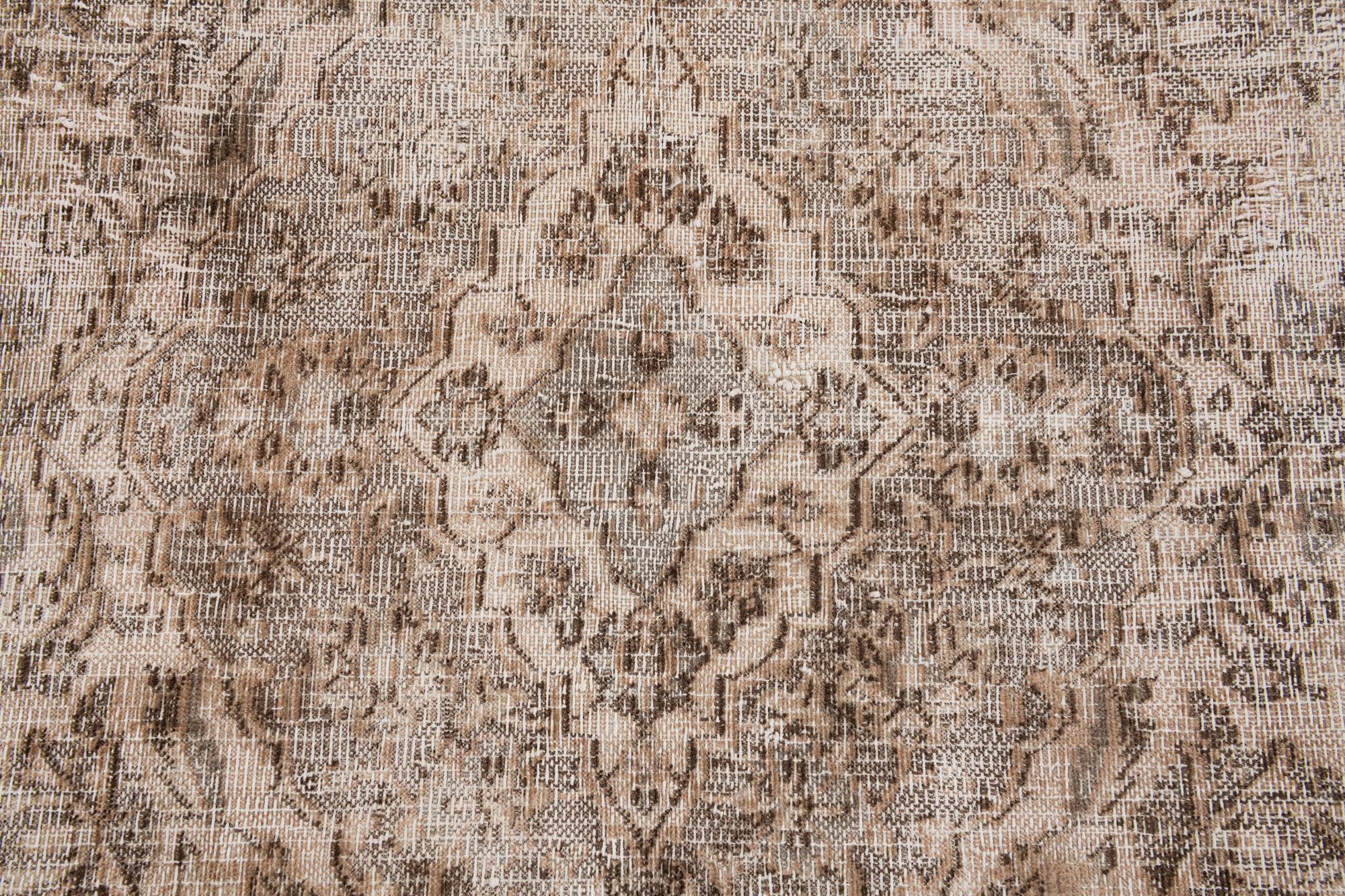 4' x 7' 1 Hand Knotted Ultra Vintage Persian Wool Rug
