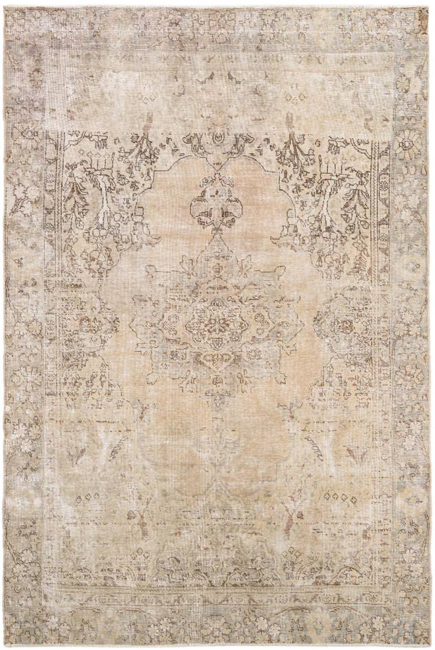 Detail image of 6' 6 x 9' 6 Hand Knotted Ultra Vintage Persian Wool Rug