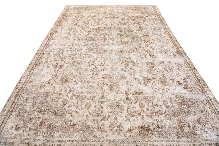 Detail image of 6' 7 x 9' 9 Hand Knotted Ultra Vintage Persian Wool Rug