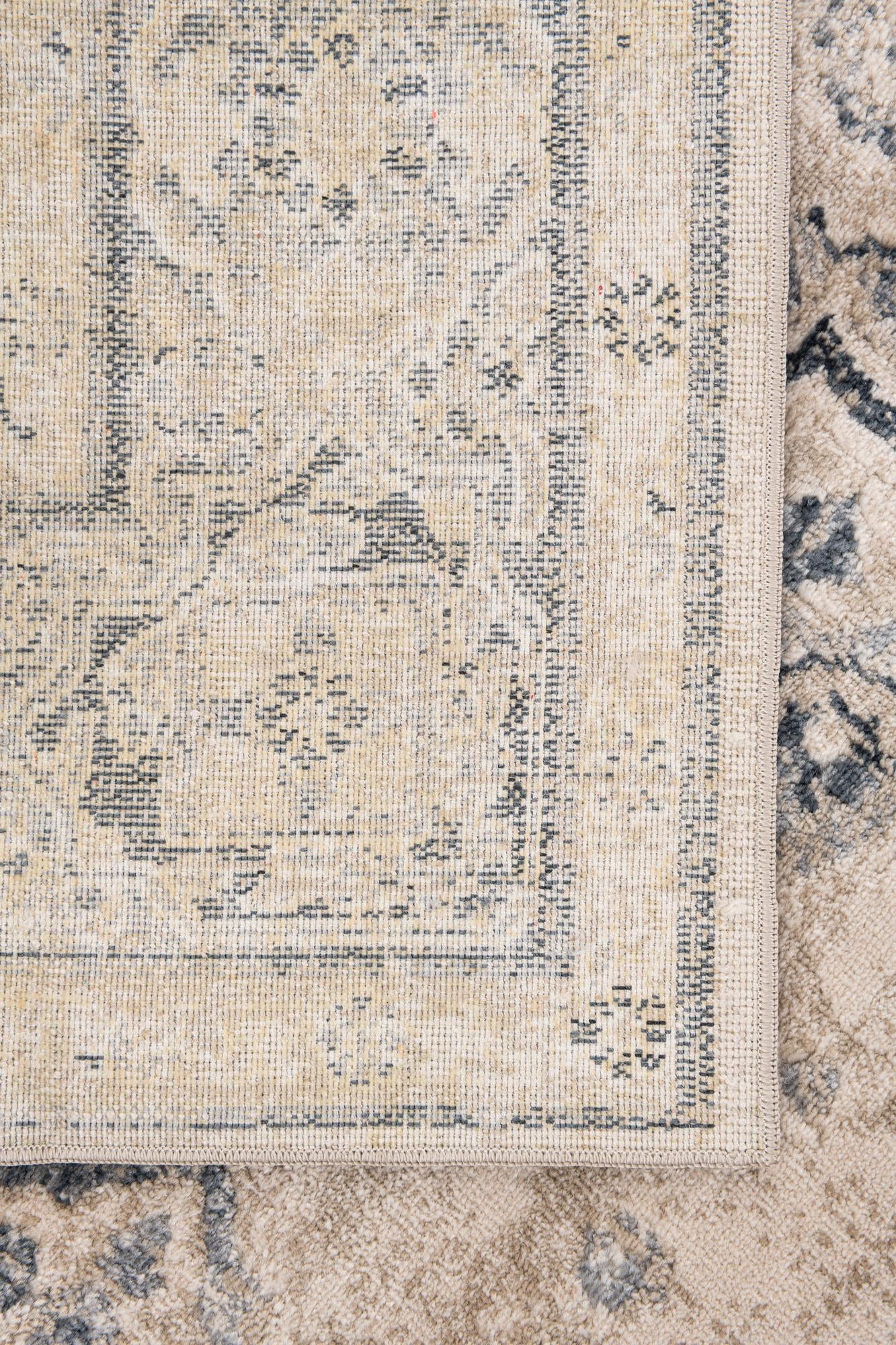 5' x 7' 7 Villa Rug