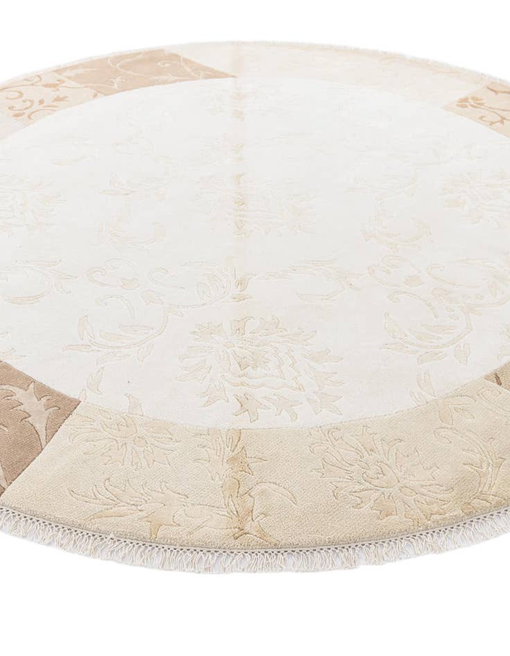 Detail image of 6' 7 x 6' 7  Hand Knotted Darya Round Rug