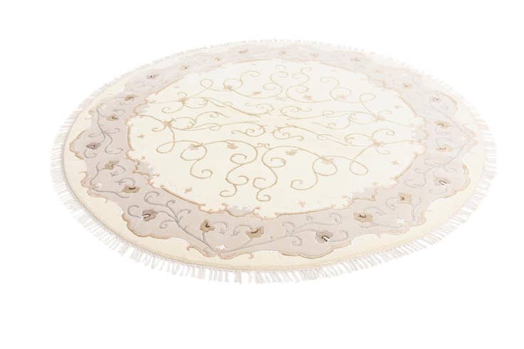 Detail image of 6' 5 x 6' 5 Hand Knotted Darya Round Rug
