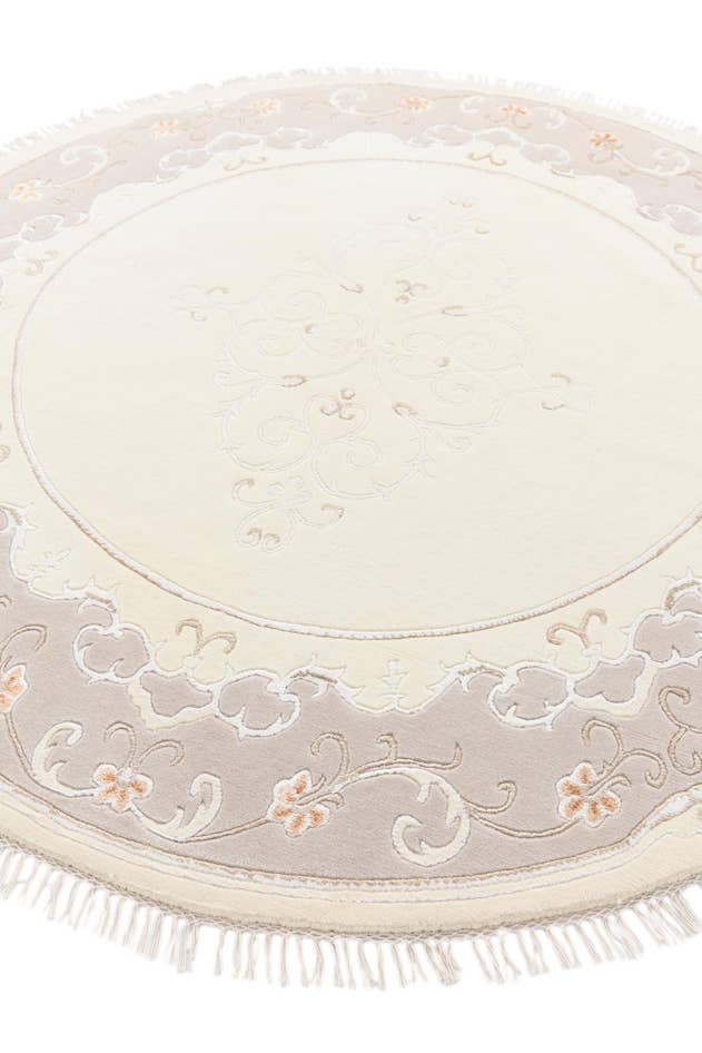 Detail image of 6' 7 x 6' 7 Hand Knotted Darya Round Rug