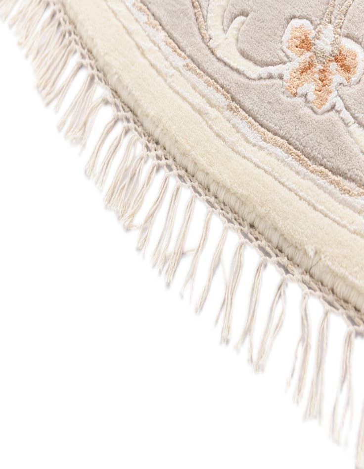 Detail image of 6' 7 x 6' 7  Hand Knotted Darya Round Rug