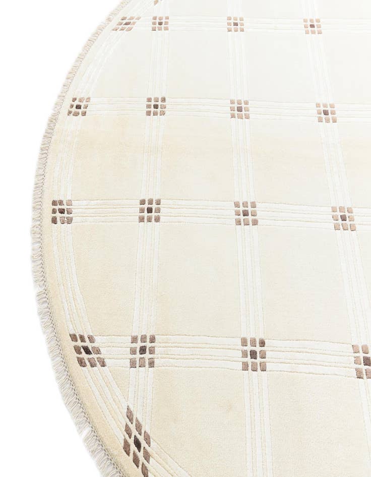 Detail image of 6' 4 x 6' 4  Hand Knotted Darya Round Rug