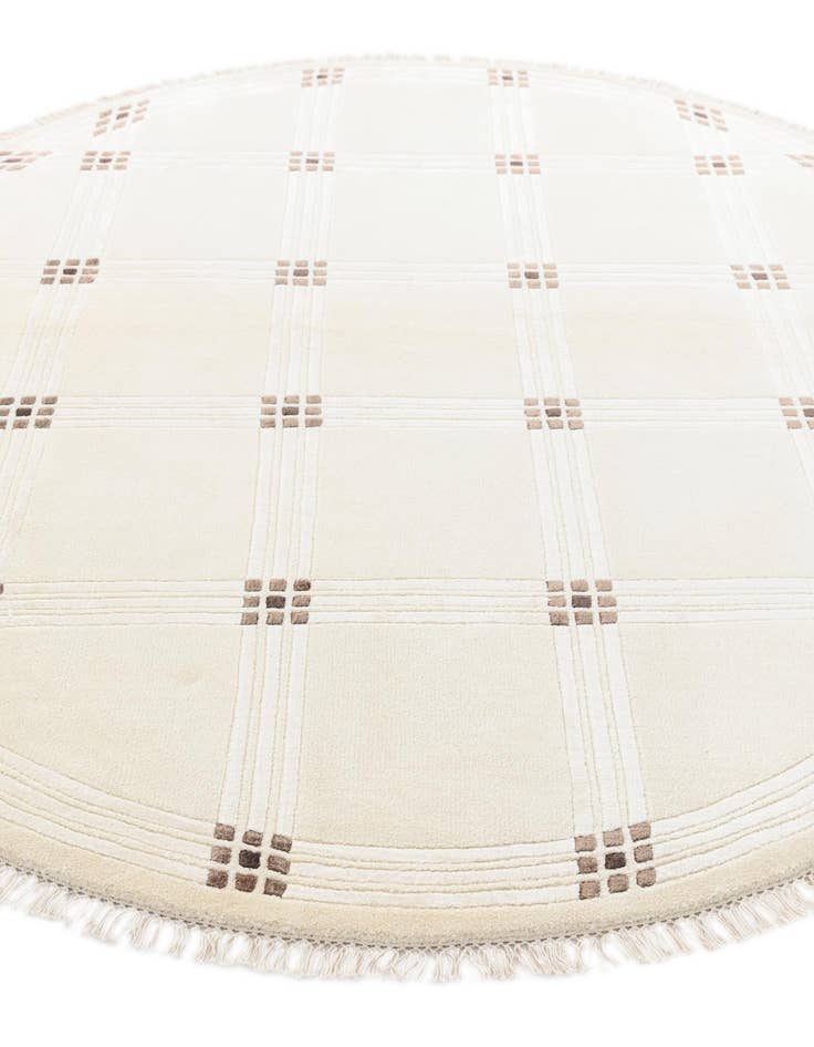 Detail image of 6' 4 x 6' 4  Hand Knotted Darya Round Rug