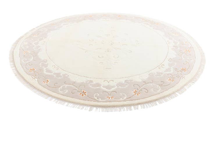 Detail image of 8' 4 x 8' 4 Hand Knotted Darya Wool Round Rug