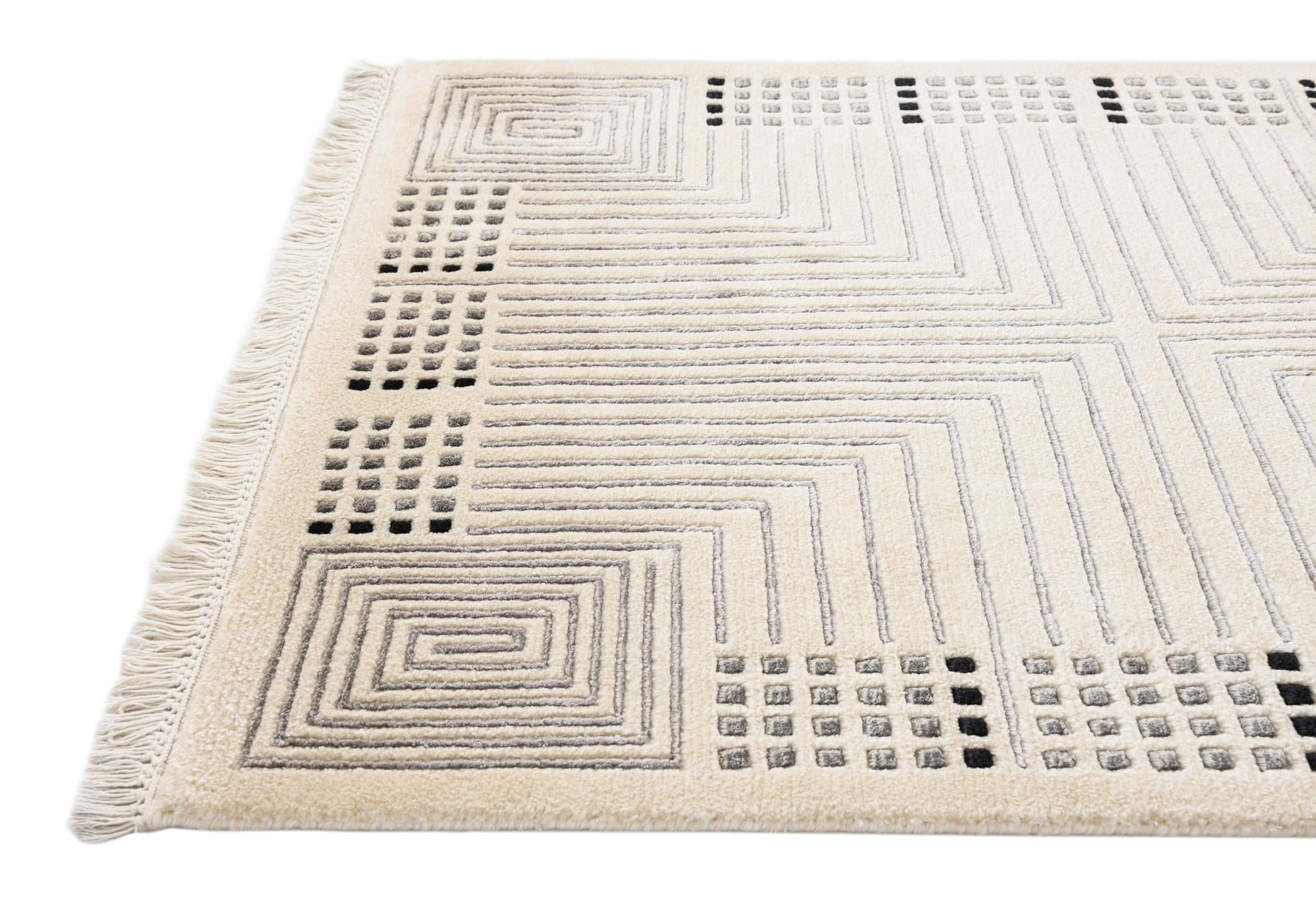 2' 8 x 10' Hand Knotted Darya Wool Runner Rug