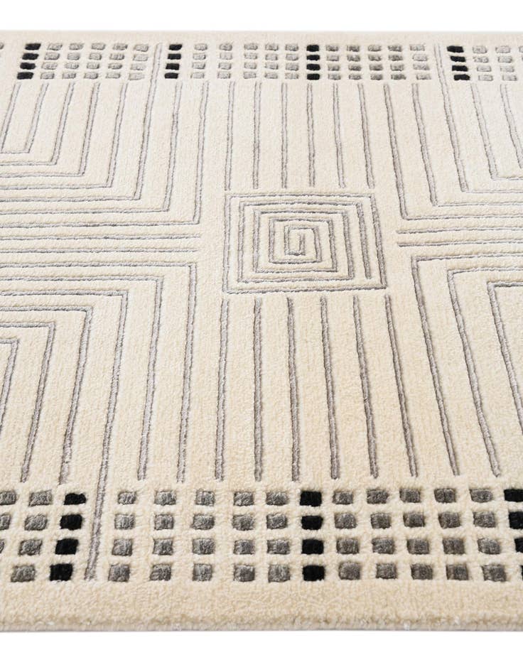 Detail image of 2' 8 x 10'  Hand Knotted Darya Wool Runner Rug