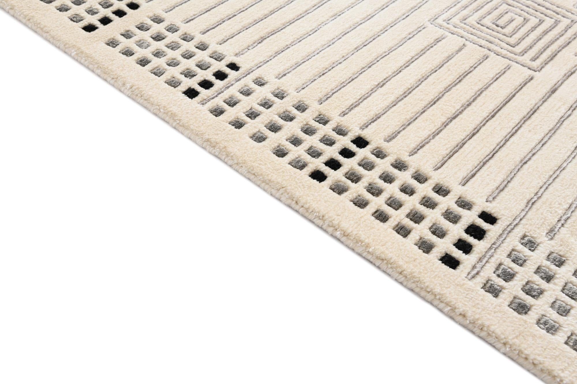 2' 8 x 10' Hand Knotted Darya Wool Runner Rug