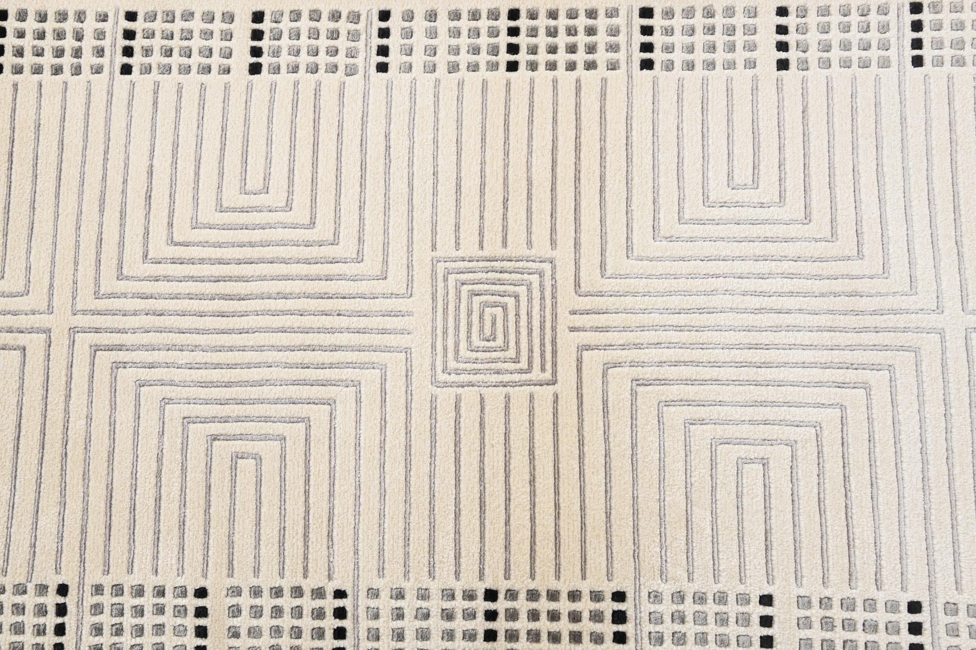 2' 8 x 10' Hand Knotted Darya Wool Runner Rug
