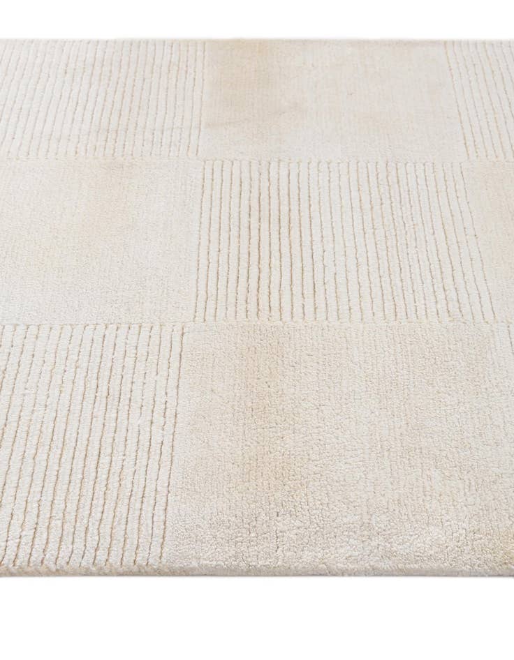 Detail image of 2' 8 x 9' 10 Hand Knotted Darya Wool Runner Rug