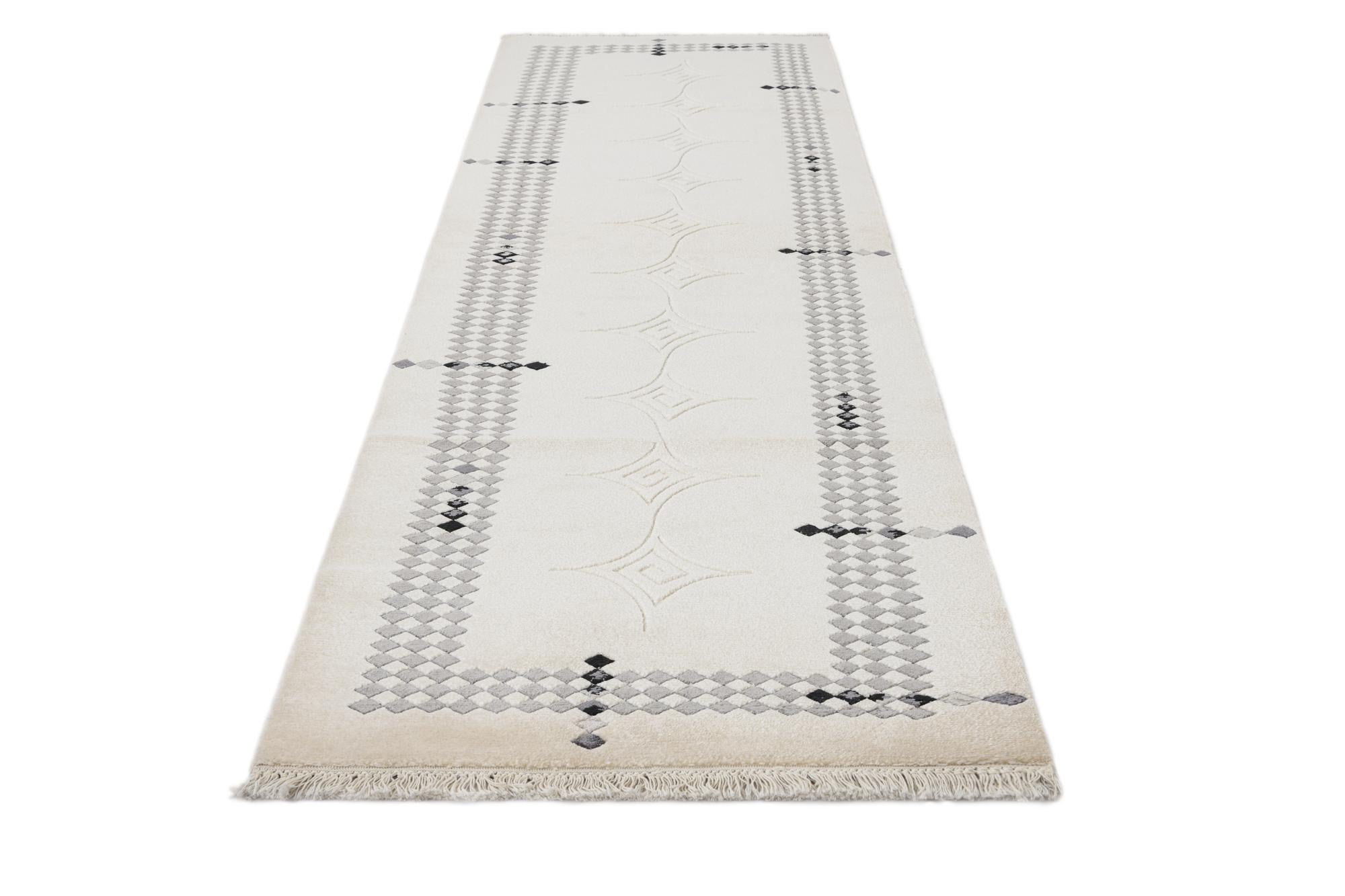 2' 7 x 9' 11 Hand Knotted Darya Wool Runner Rug
