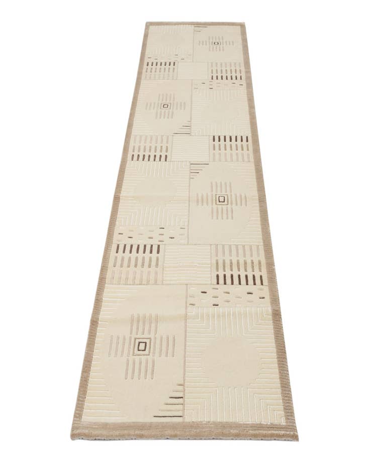 Detail image of 2' 7 x 9' 9  Hand Knotted Darya Wool Runner Rug