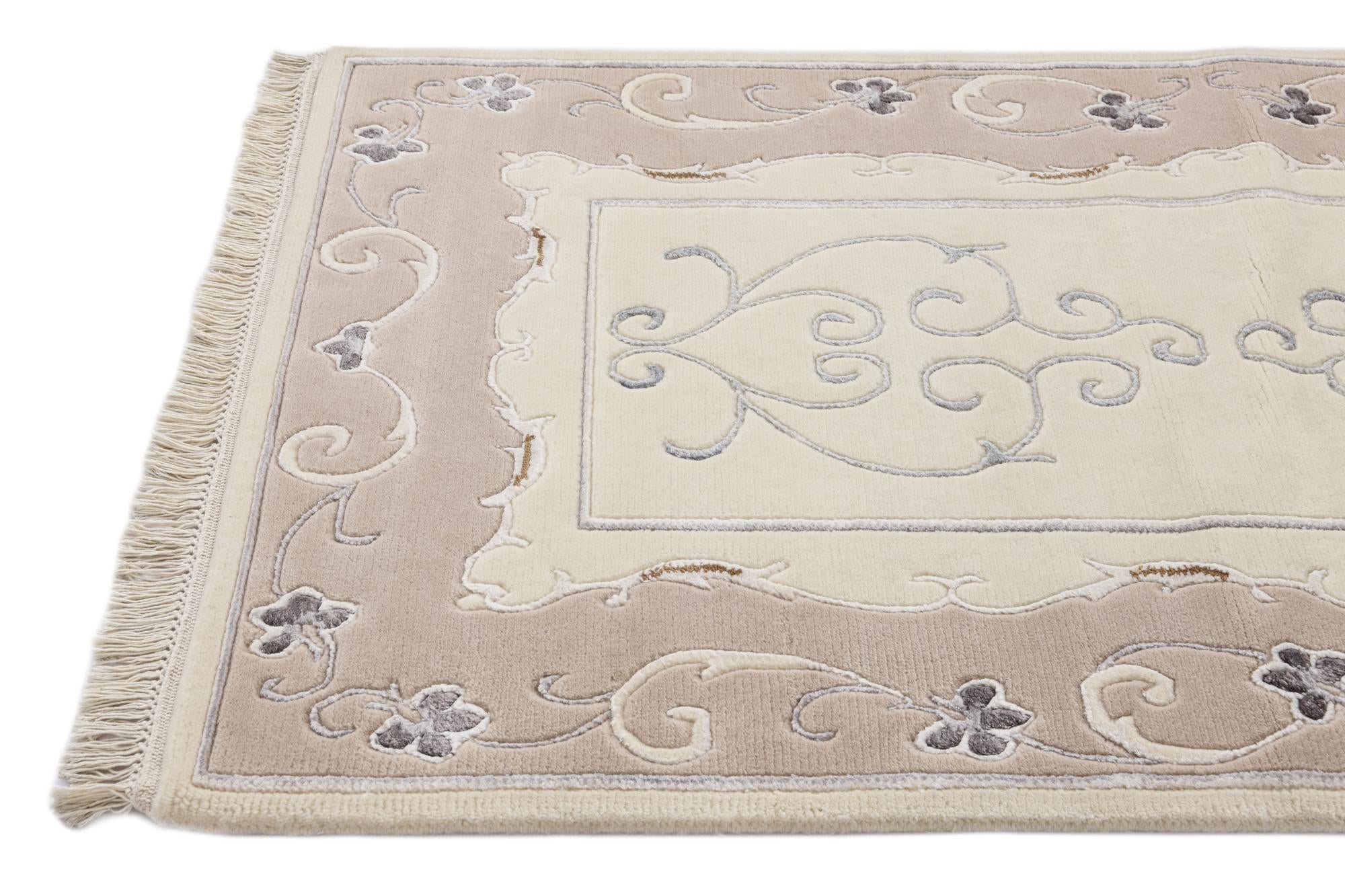 2' 8 x 10' Hand Knotted Darya Wool Runner Rug