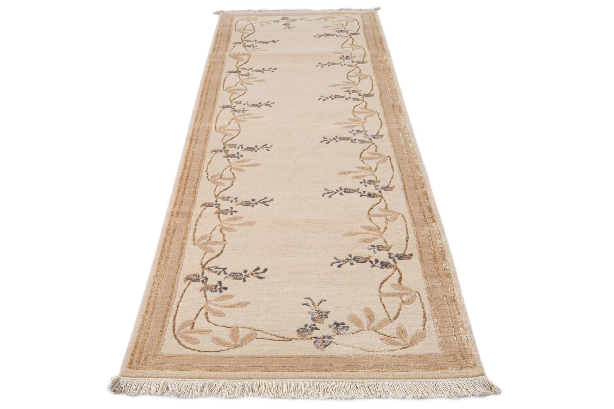 2' 7 x 9' 8 Hand Knotted Darya Wool Runner Rug