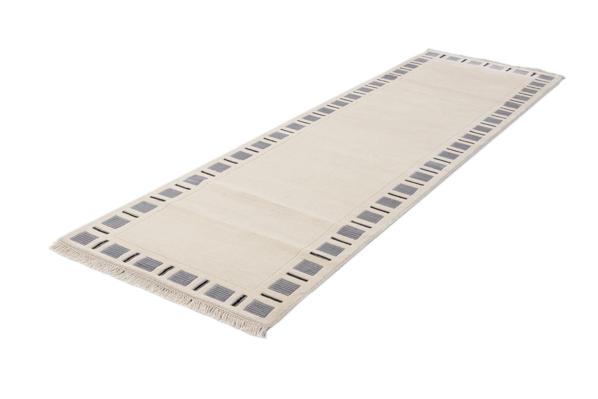 2' 8 x 9' 8 Hand Knotted Darya Wool Runner Rug