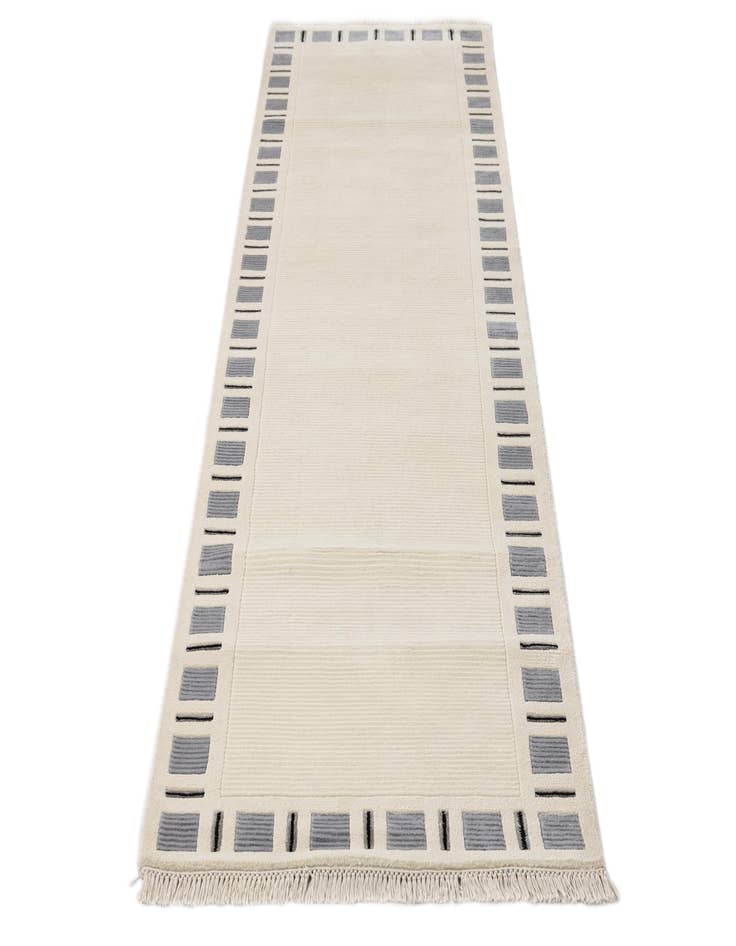 Detail image of 2' 8 x 9' 8  Hand Knotted Darya Wool Runner Rug