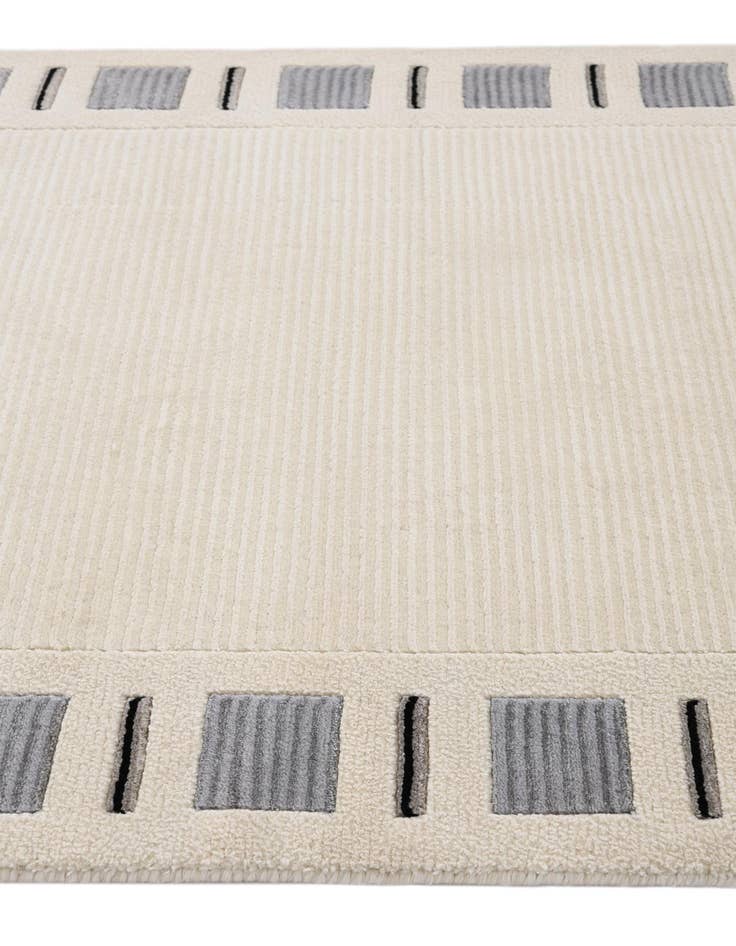 Detail image of 2' 8 x 9' 8  Hand Knotted Darya Wool Runner Rug