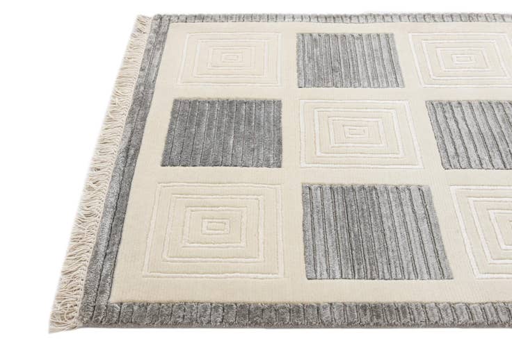Detail image of 2' 8 x 13' 1 Hand Knotted Darya Wool Runner Rug