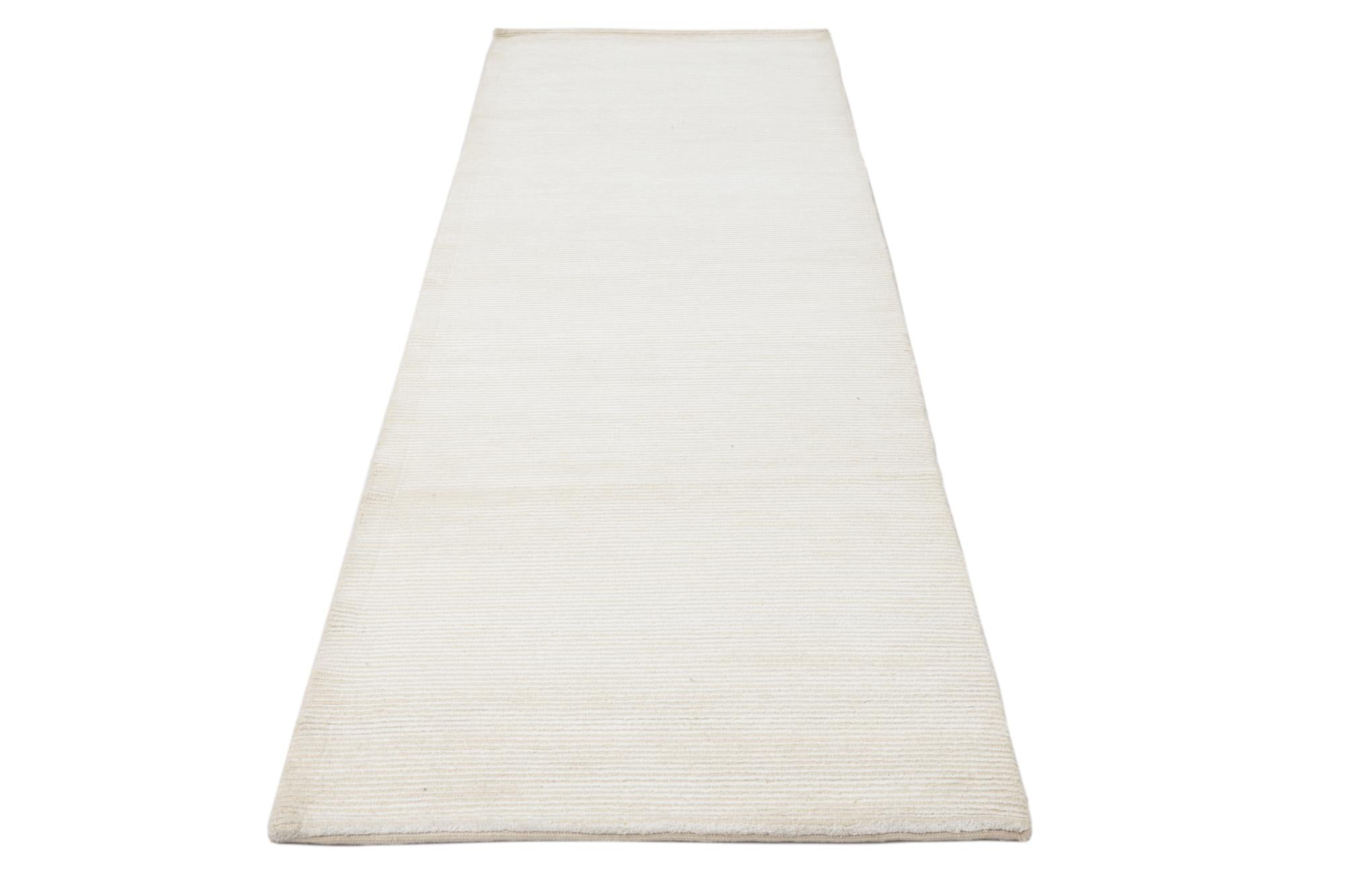 2' 8 x 10' 1 Hand Knotted Darya Wool Runner Rug