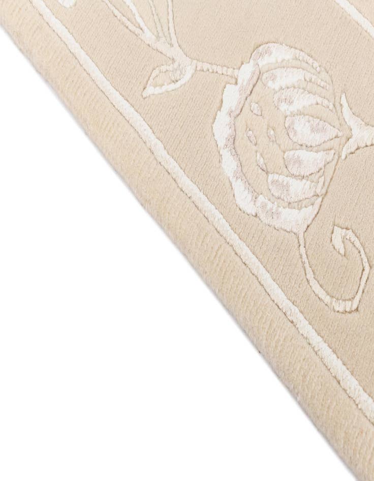 Detail image of 3' 1 x 13' 3  Hand Knotted Darya Wool Runner Rug