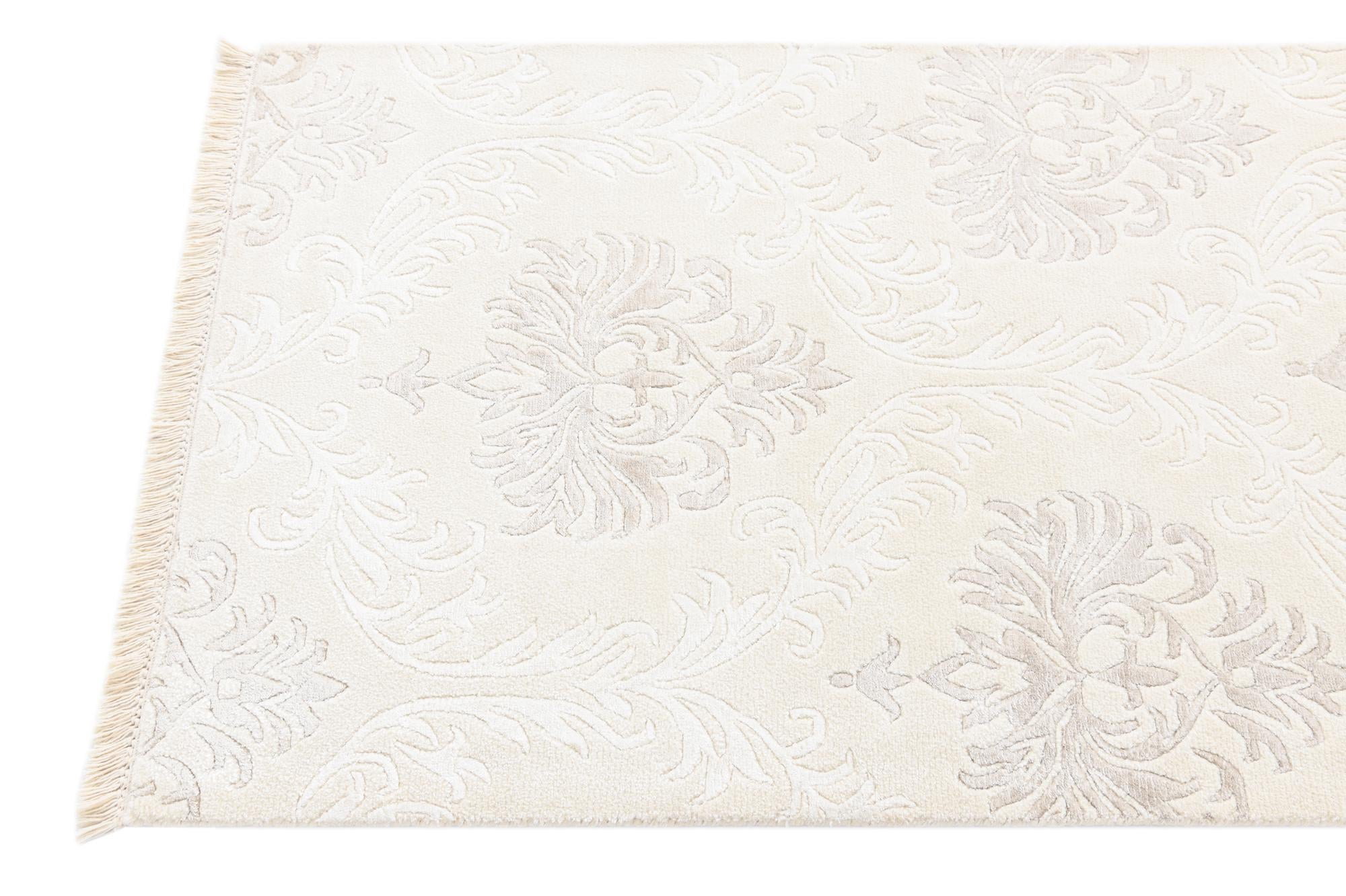 2' 7 x 9' 9 Hand Knotted Darya Wool Runner Rug